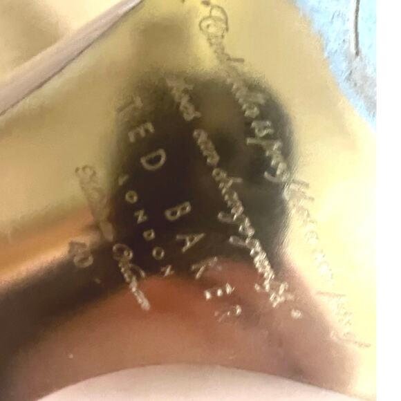 Ted Baker Nude‎ Patent Leather Heels Size 40 | Pointed Toe Classic Pumps Luxury - Picture 9 of 9